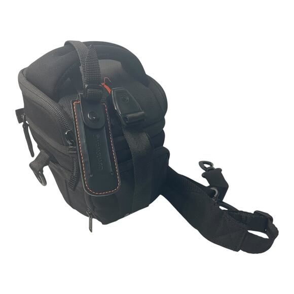 Vanguard Up-Rise II 14Z Camera Bag Black DSLR Zoom Lens Shoulder Case - Picture 2 of 13